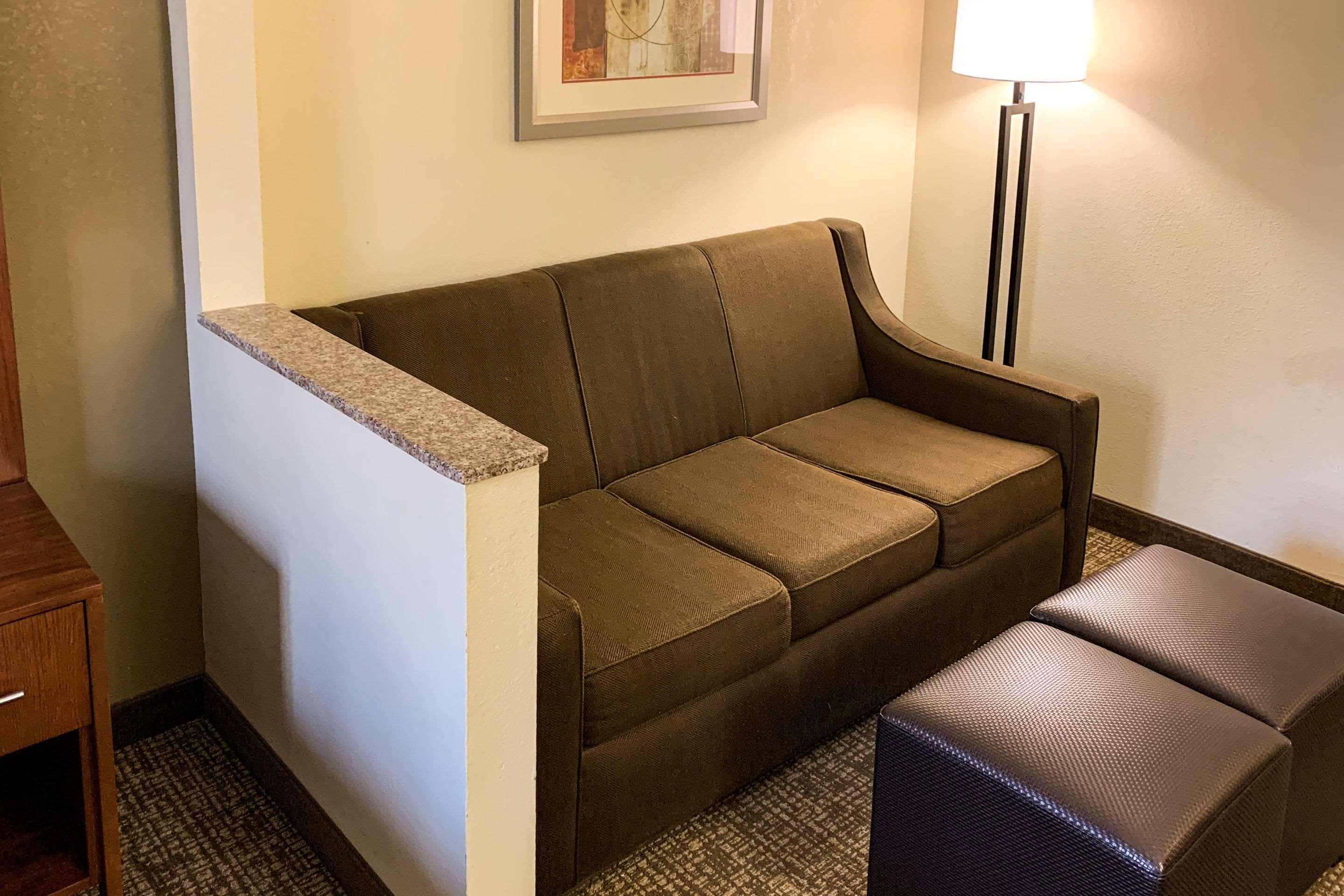 Comfort Suites Columbus State University Area Eksteriør billede