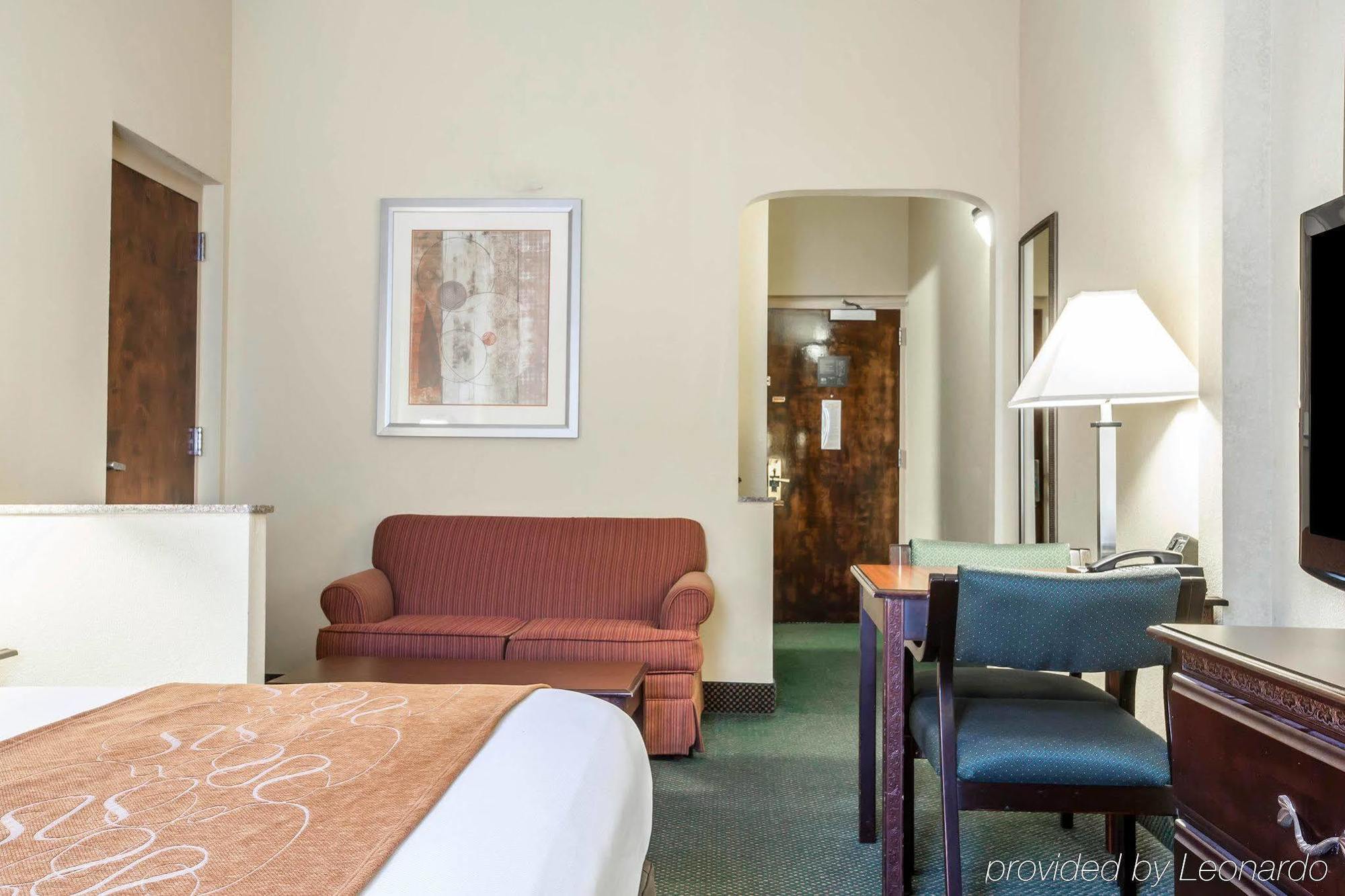 Comfort Suites Columbus State University Area Eksteriør billede